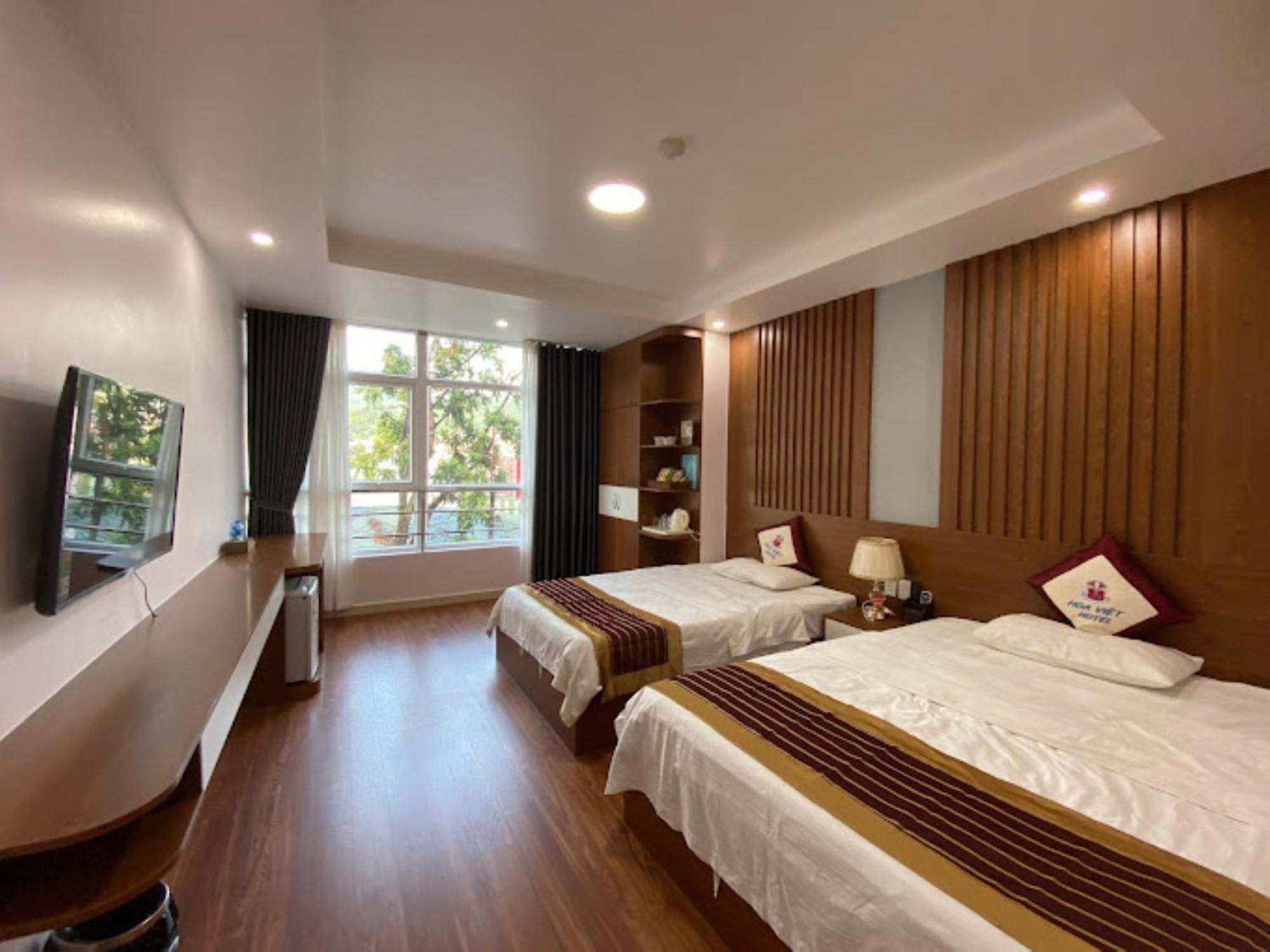 Hoa Viet Hotel Као Банг Екстериор снимка